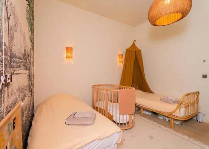 Elegant Triplex With Terrace & Ac - Perfect For 6 Guests Apartmán *