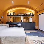 Elegant Triplex With Terrace & Ac - Perfect For 6 Guests Apartamento