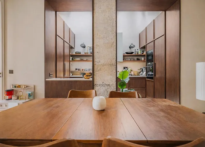 Stunning Triplex Near Grands Boulevards * Paříž