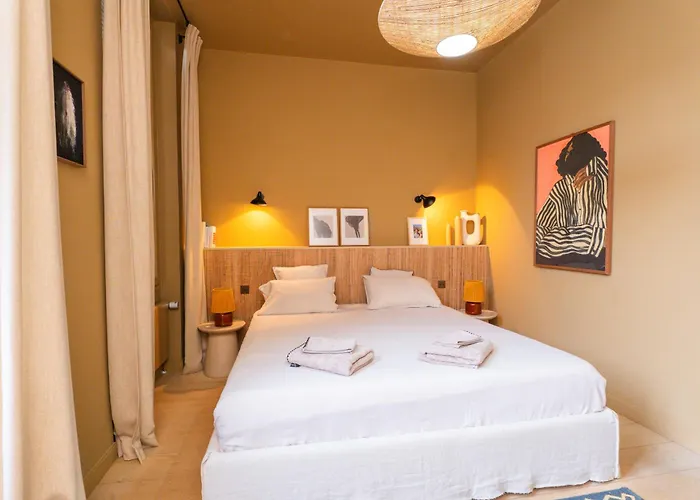 Stunning Triplex Near Grands Boulevards * Paříž